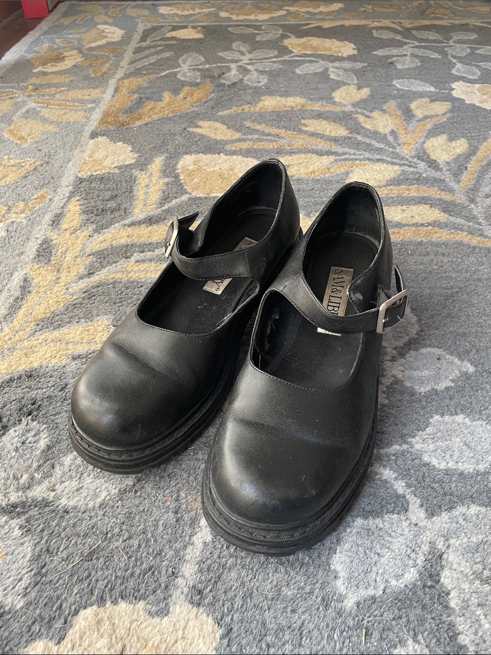 VINTAGE 90s Sam & Libby Black Mary Jane Shoes with Buckle